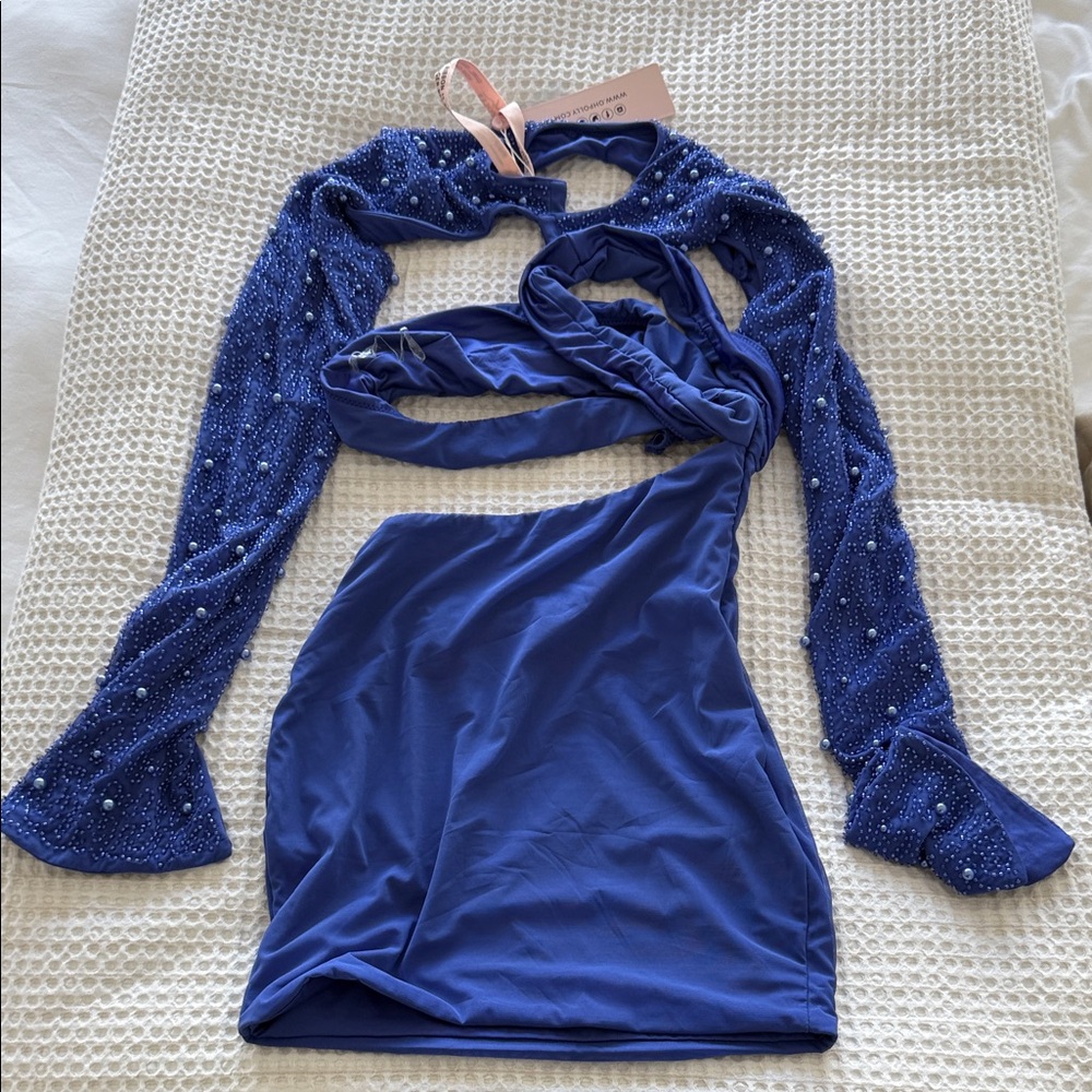 Chic Long Sleeve Blue Dress with Pearl Details